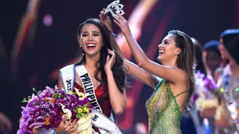 Reuters Miss Philippines Catriona Gray being crowned Miss Universe