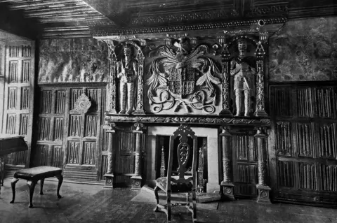 Gwydir Castle The Oak Parlour at Gwydir Castle