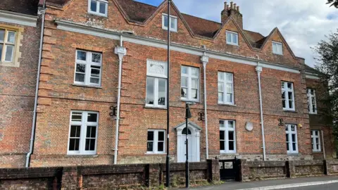 BBC The King's House, Lyndhurst