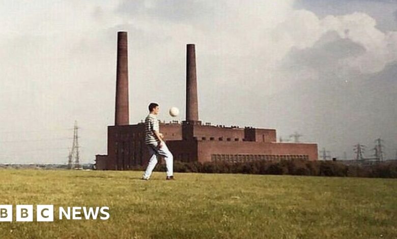 109461998 irlam1990stpa.jpg