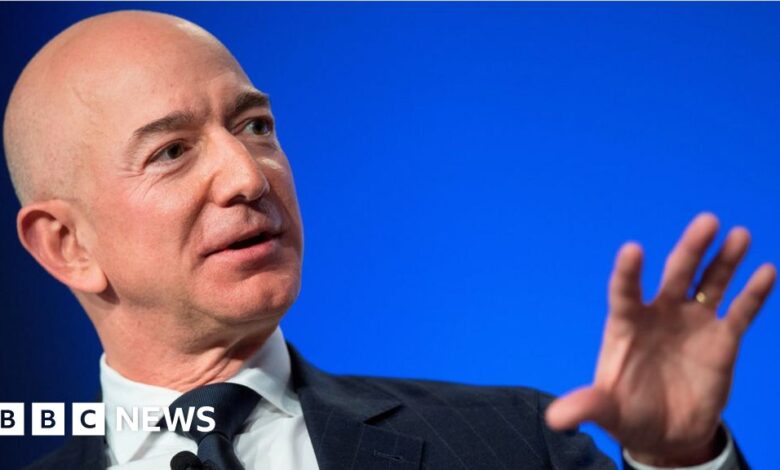 127745338 bezos getty.jpg